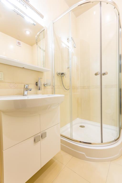 Hotel Premier Kamjanske Rom bilde